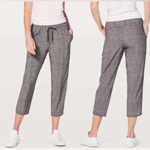 lululemon athletica Final Play Crop size 8